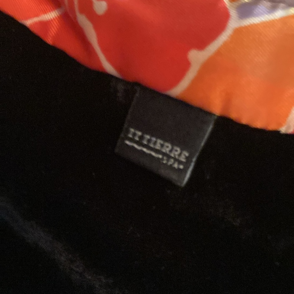 Black velvet jacket - Picture 3 of 8